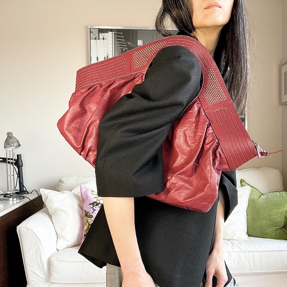 Leather slouchy oversized burnt red shoulder bag with studs - Picture 1 of 15